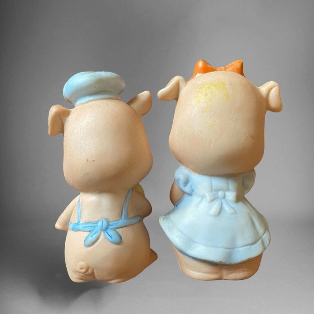 Vintage Pig Boy and Girl Salt and Pepper Shakers - Picture 7 of 10